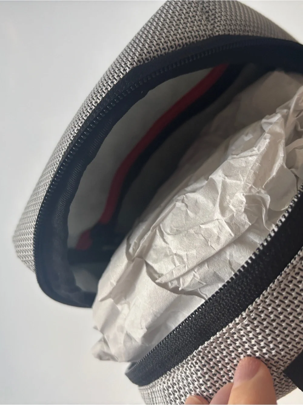 Sherpani Silver Gray Metro Sling Pack
